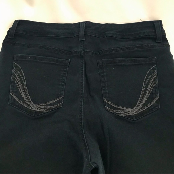 Jeans~Detailed / Like New / Style & Co / Host Pick - Picture 11 of 15
